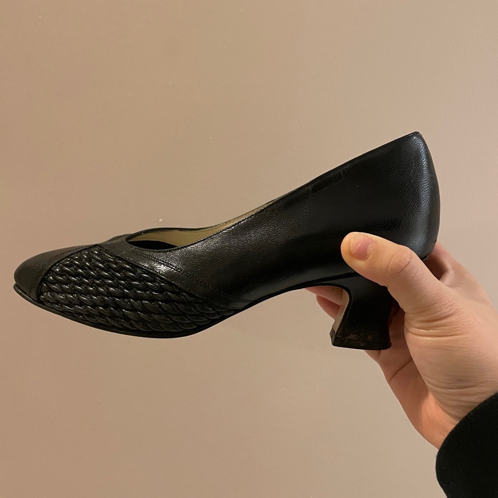 Friends by Medina Black Heels